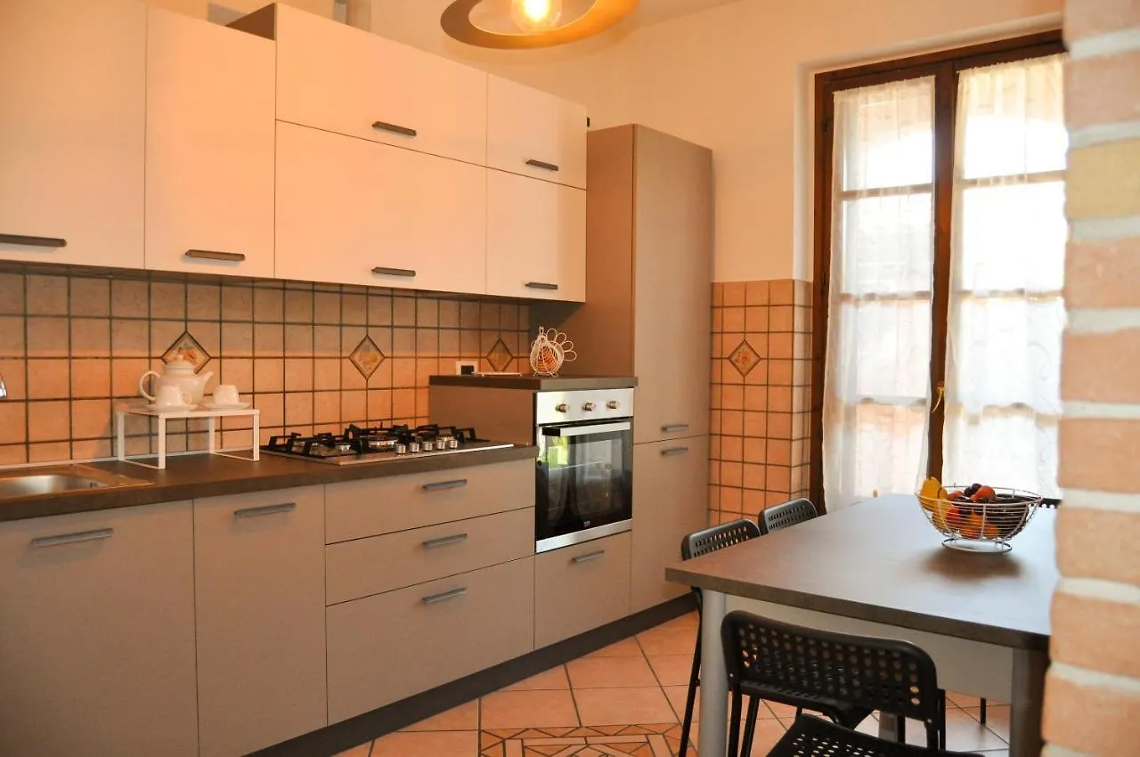 Monolocale - B&B Sarita'S Rooms Certosa di Pavia Italy